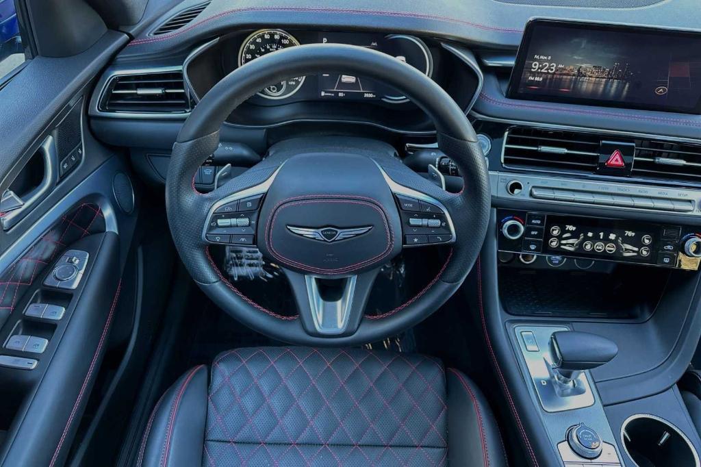 new 2024 Genesis G70 car