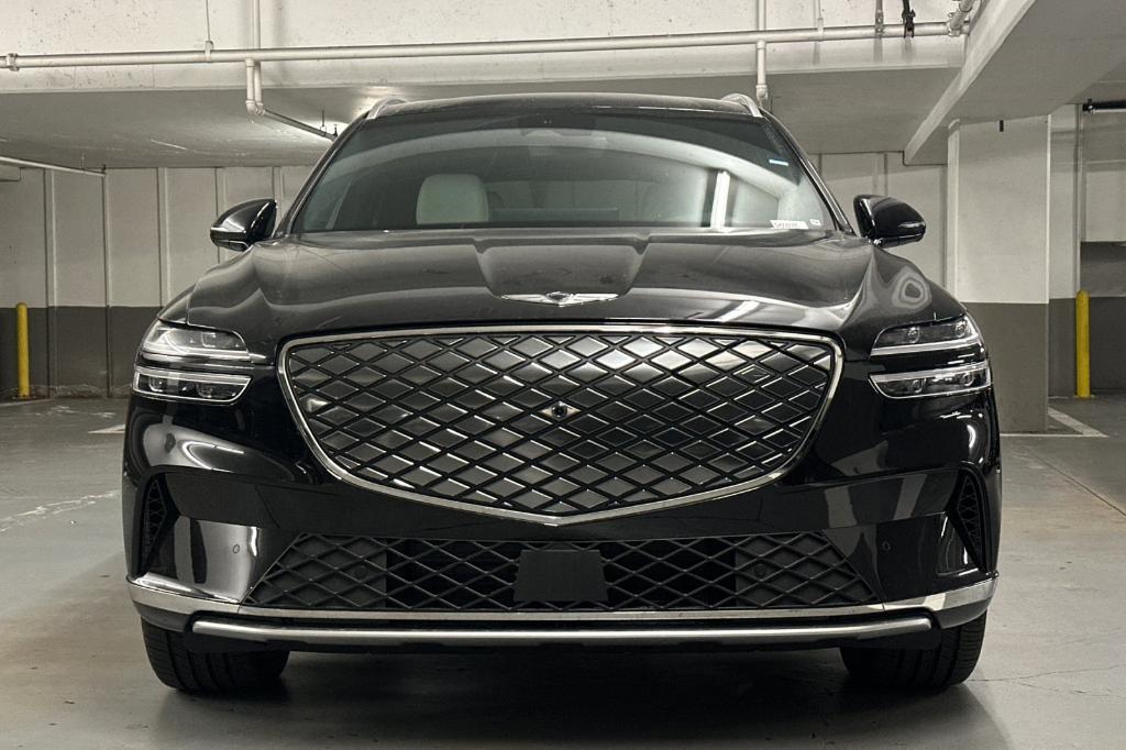 new 2025 Genesis Electrified GV70 car