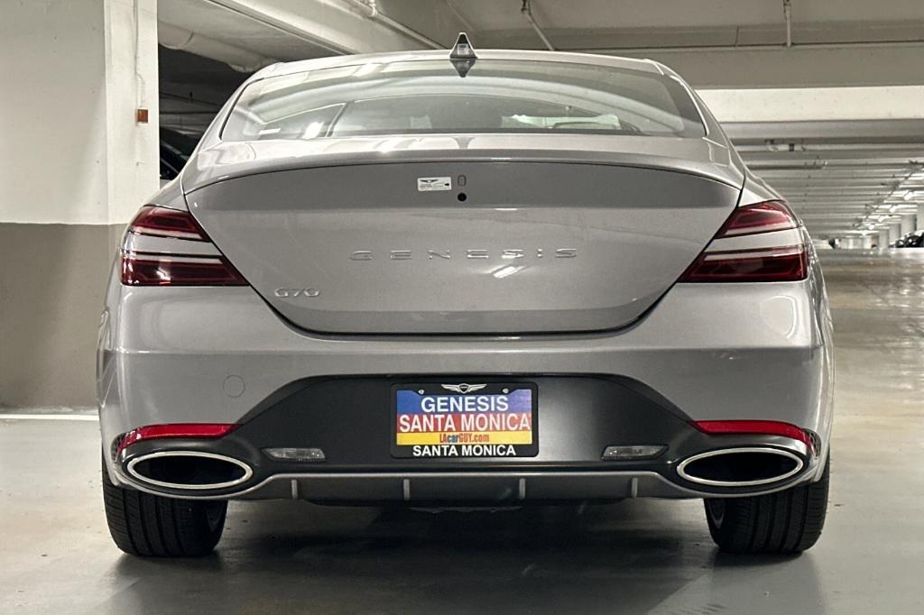 new 2025 Genesis G70 car, priced at $39,614
