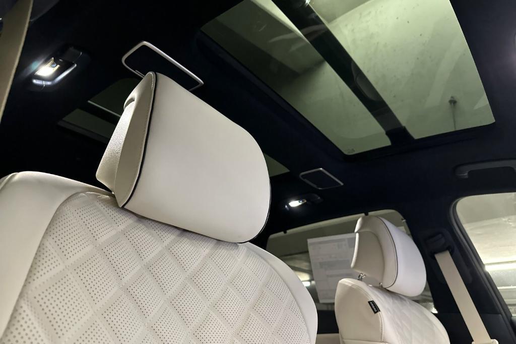 new 2025 Genesis GV80 car, priced at $82,789