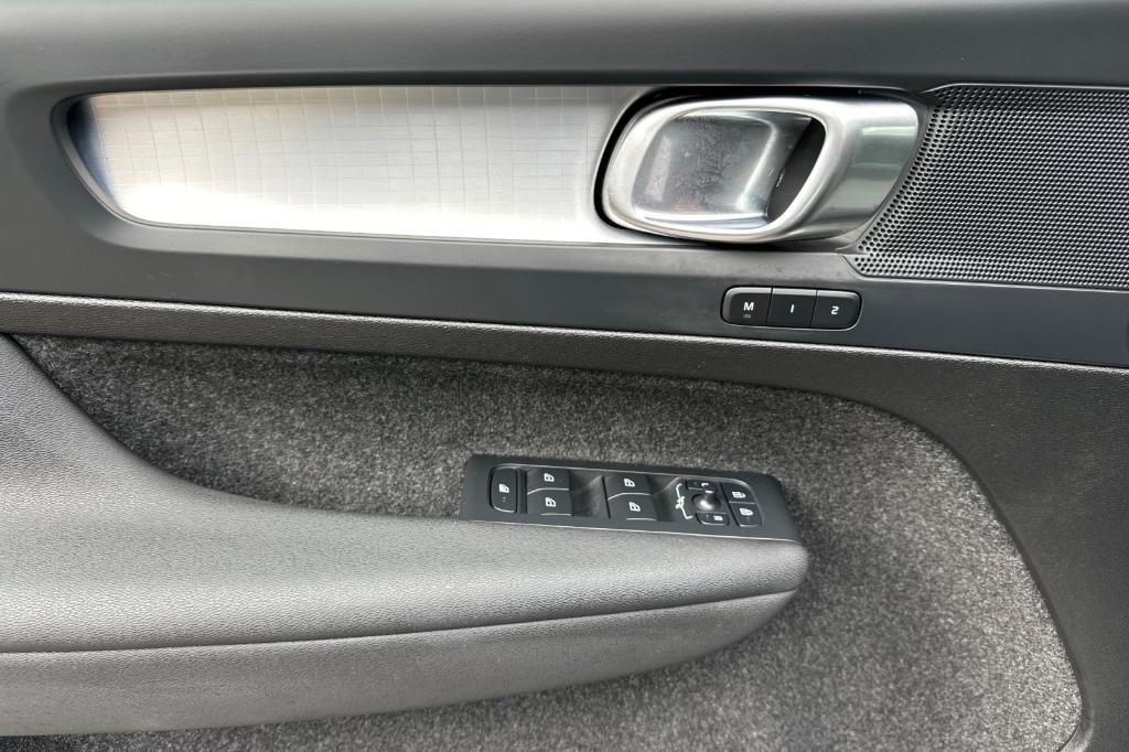 used 2025 Volvo XC40 car, priced at $29,471