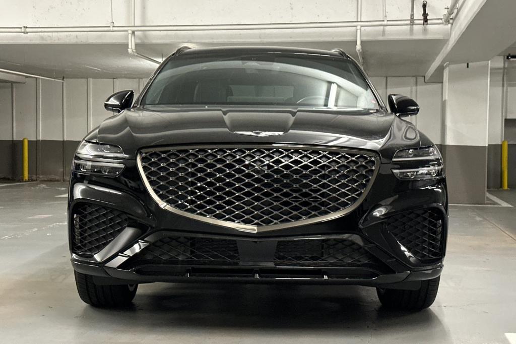 new 2025 Genesis GV70 car, priced at $67,105