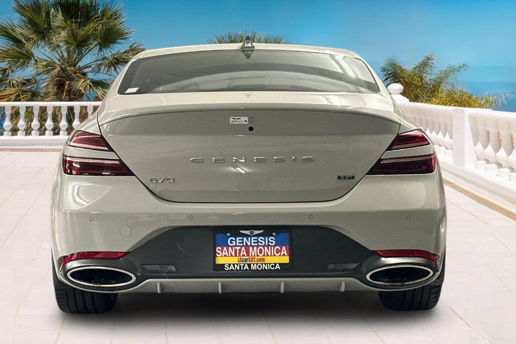 used 2025 Genesis G70 car