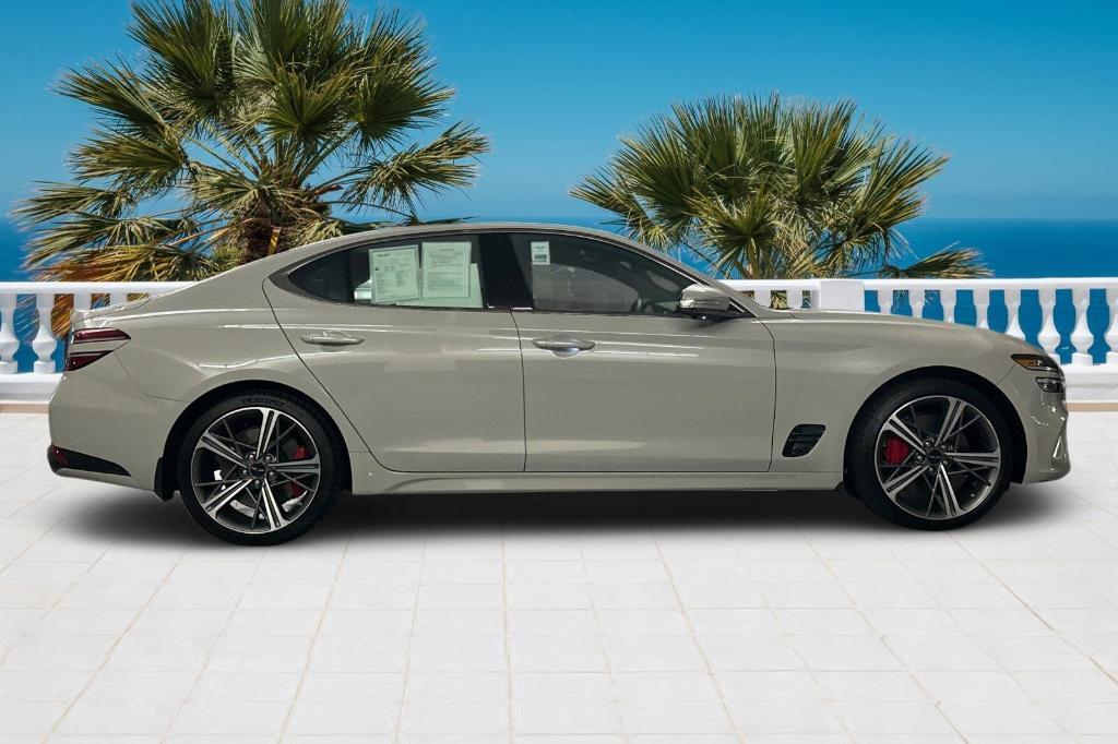used 2025 Genesis G70 car