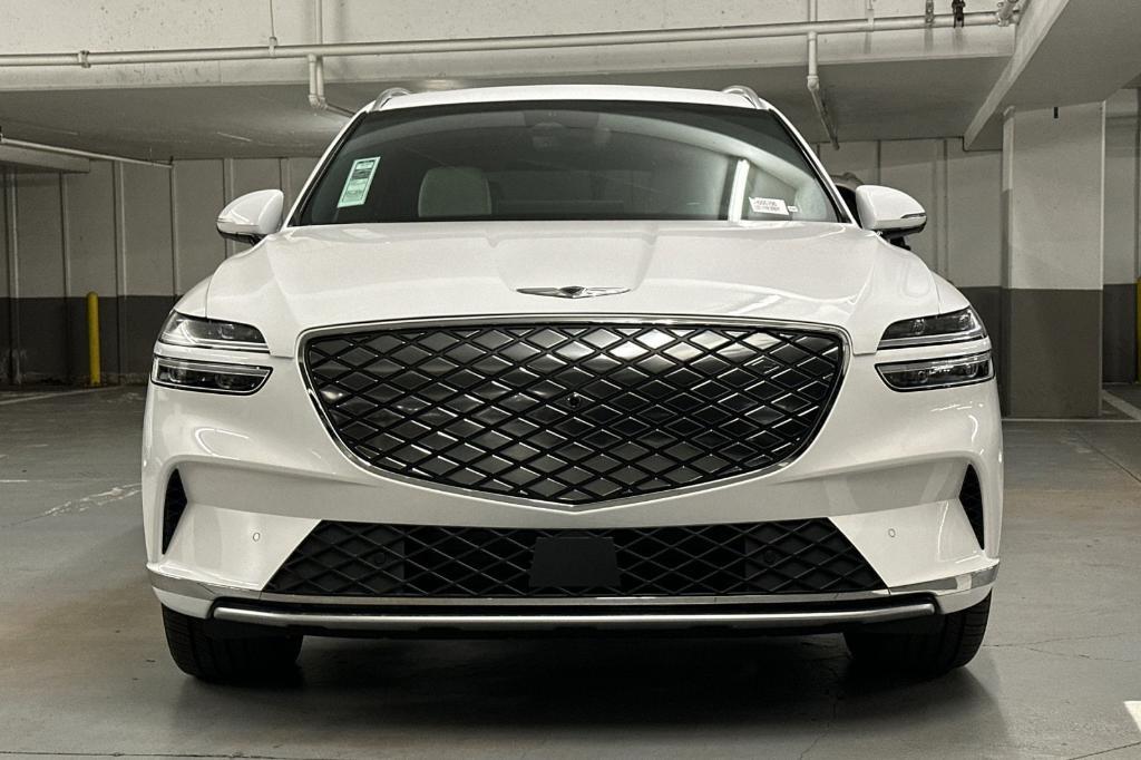 new 2025 Genesis Electrified GV70 car, priced at $69,405