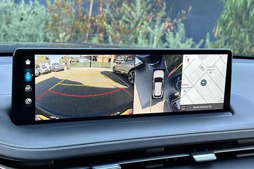 new 2025 Genesis GV70 car