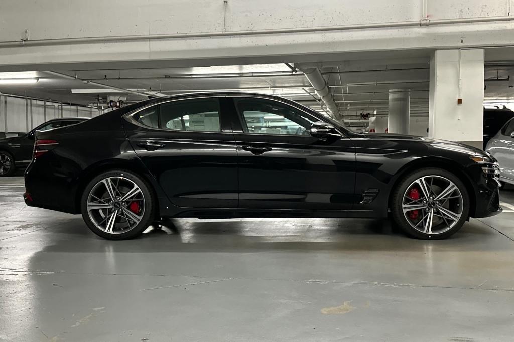 new 2025 Genesis G70 car, priced at $57,190