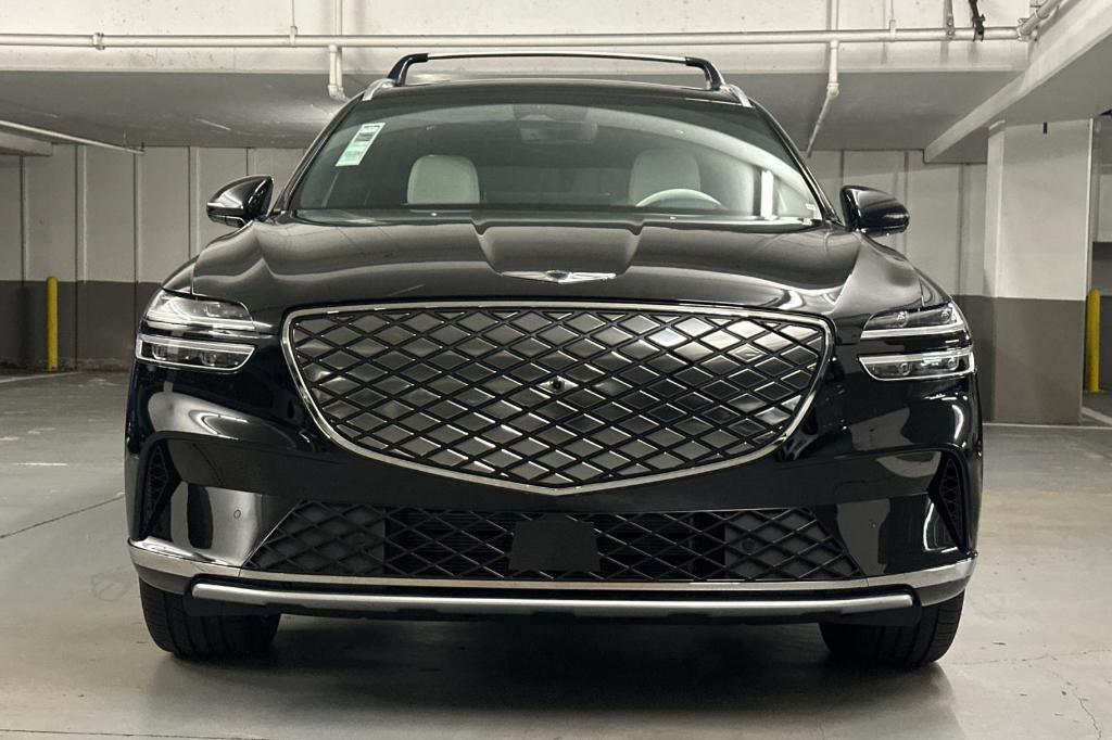 new 2025 Genesis Electrified GV70 car