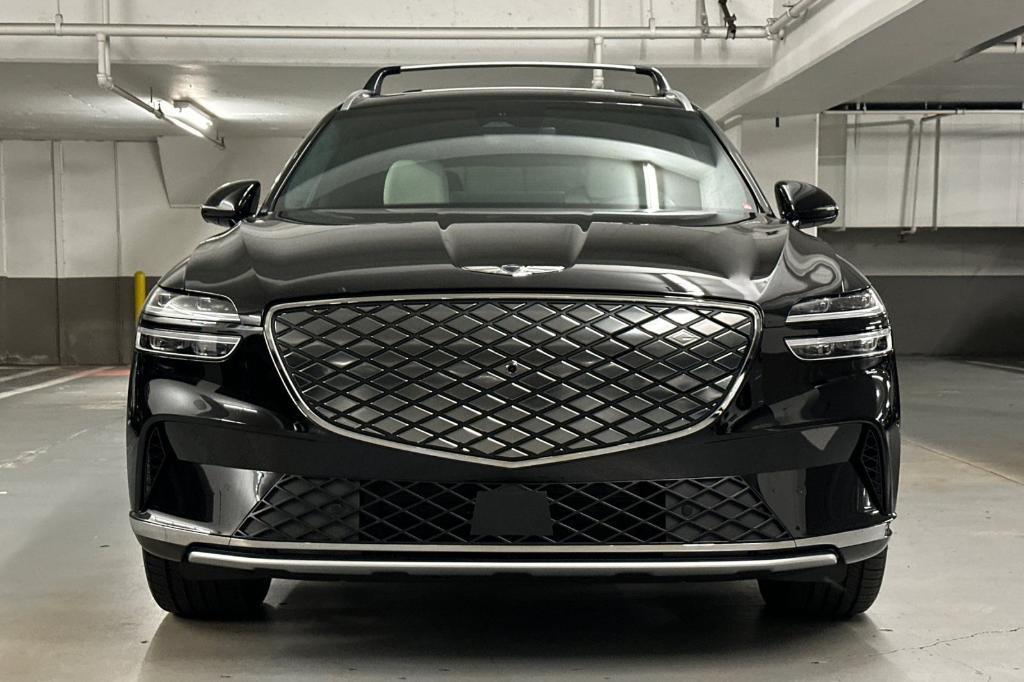 new 2025 Genesis Electrified GV70 car, priced at $76,200