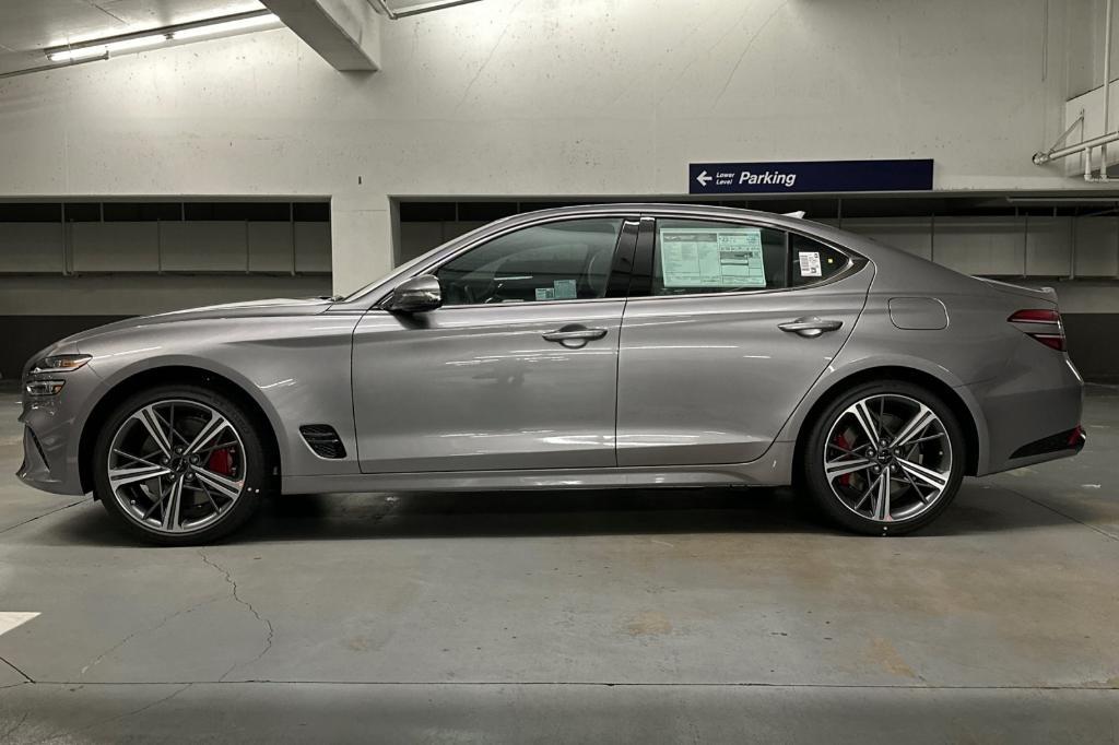 new 2025 Genesis G70 car, priced at $50,405