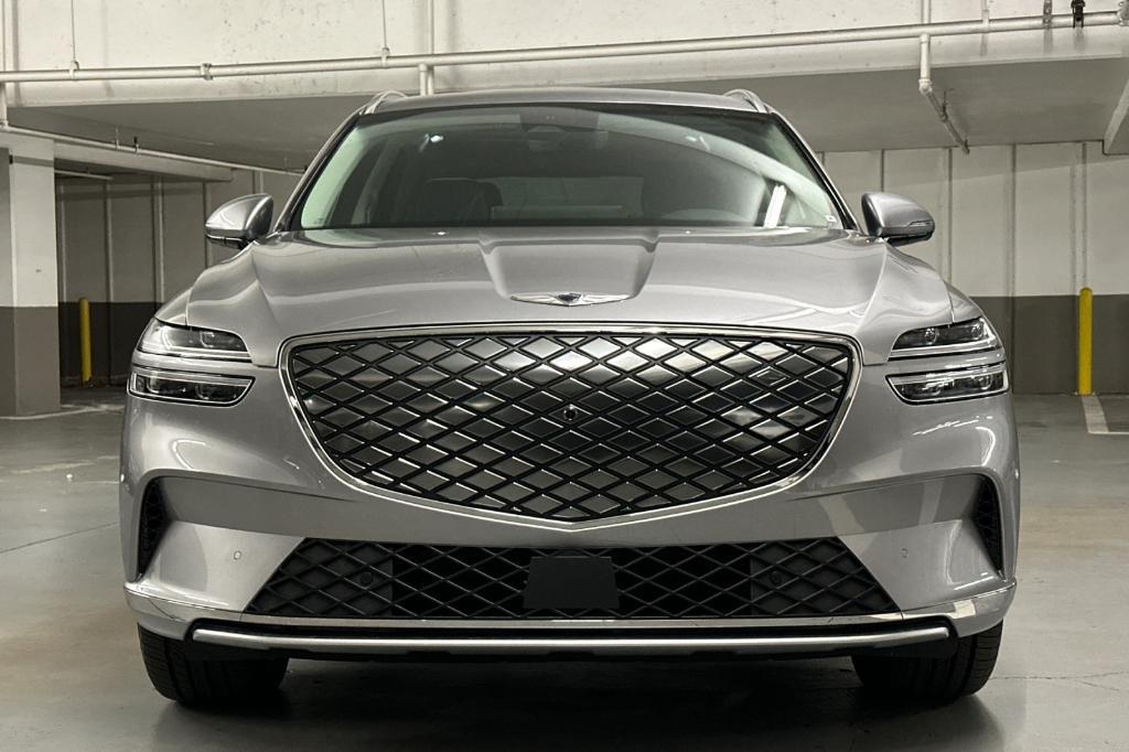 new 2025 Genesis Electrified GV70 car, priced at $69,910