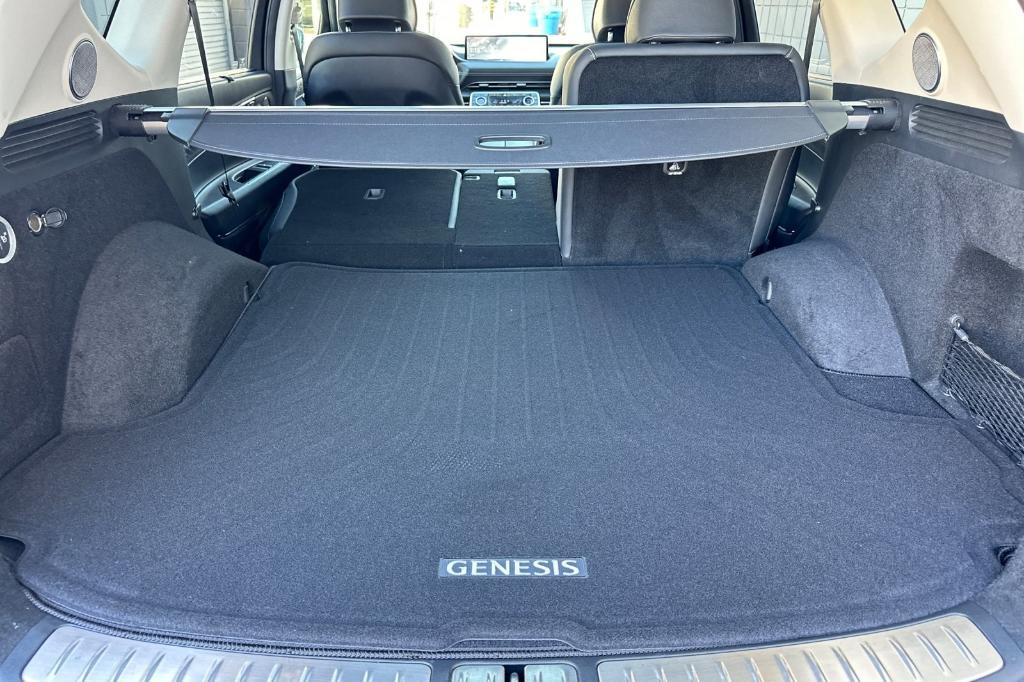 used 2022 Genesis GV80 car, priced at $38,658