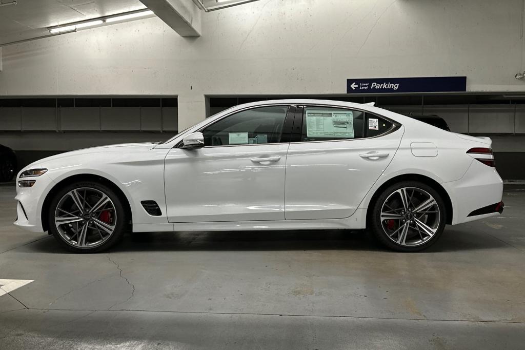 new 2025 Genesis G70 car