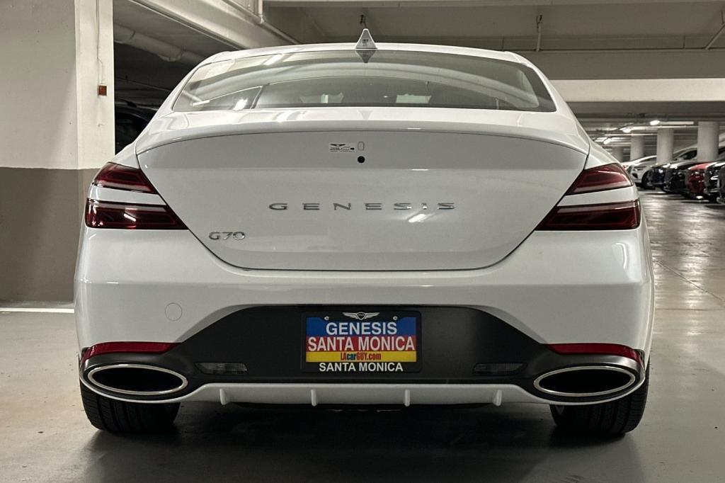 new 2025 Genesis G70 car, priced at $44,540