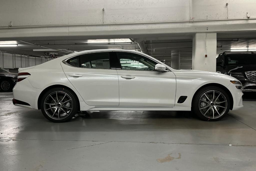 new 2025 Genesis G70 car, priced at $44,540