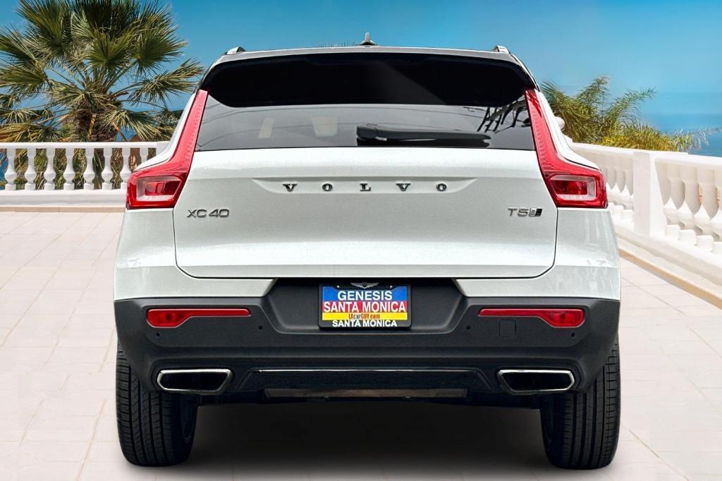 used 2019 Volvo XC40 car, priced at $16,851