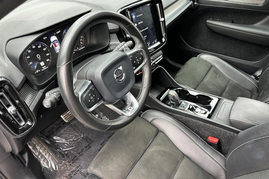 used 2019 Volvo XC40 car, priced at $16,851
