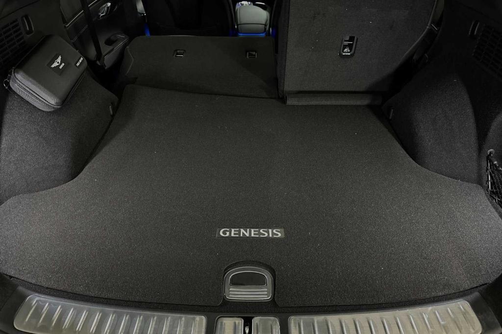 new 2024 Genesis GV70 car, priced at $59,384