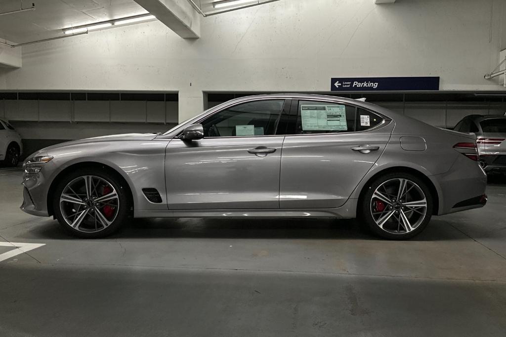 new 2025 Genesis G70 car, priced at $48,610