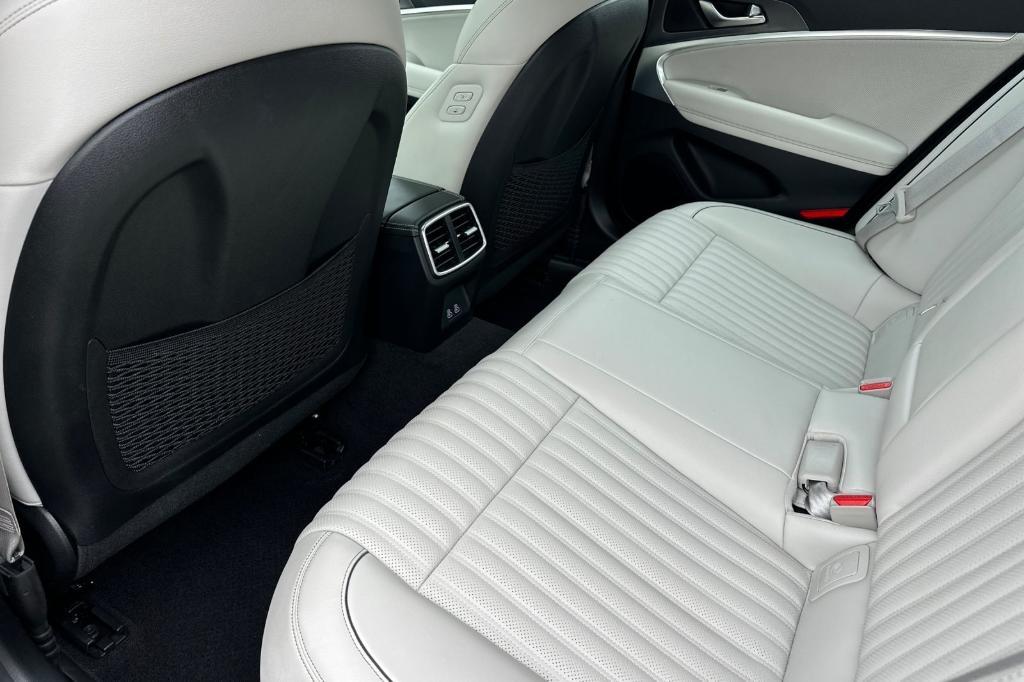 used 2025 Genesis G70 car, priced at $38,799