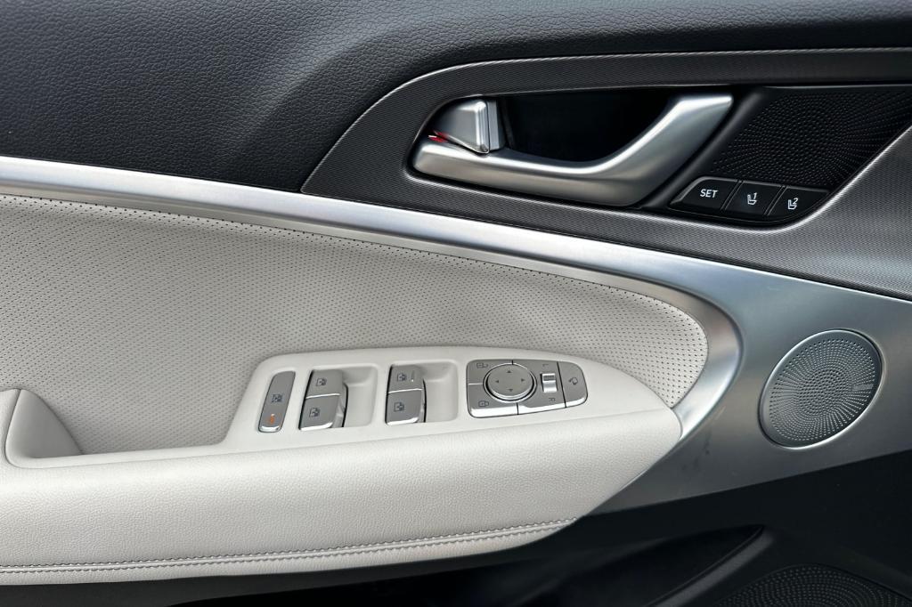 used 2025 Genesis G70 car, priced at $38,799