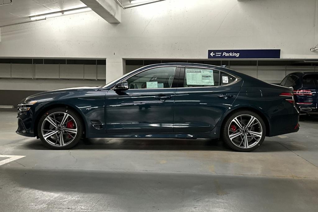 new 2025 Genesis G70 car, priced at $52,555