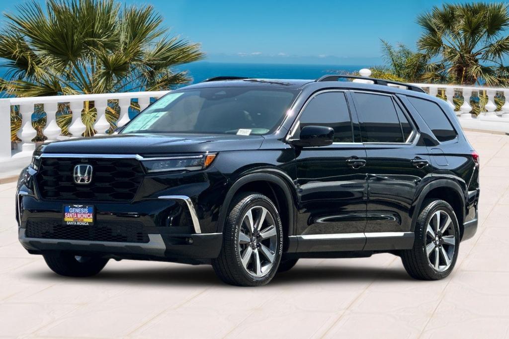 used 2023 Honda Pilot car, priced at $44,988