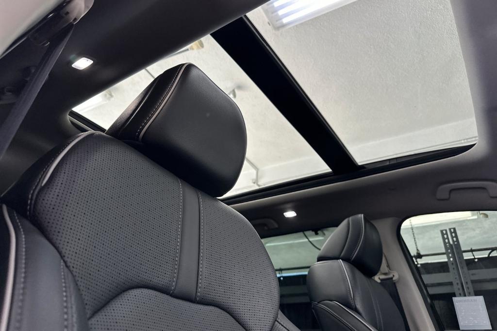 used 2023 Honda Pilot car, priced at $44,988
