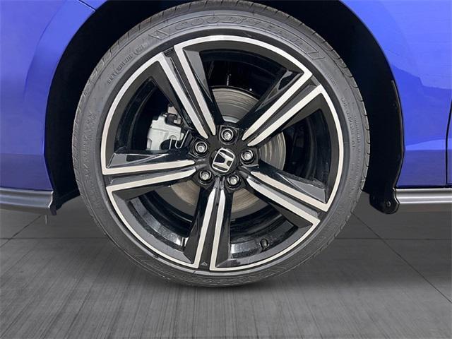 new 2025 Honda Accord Hybrid car, priced at $35,305