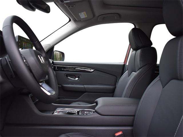 new 2025 Honda Pilot car, priced at $53,750