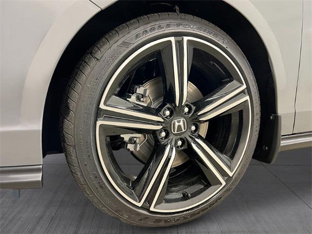 new 2025 Honda Accord Hybrid car, priced at $35,305