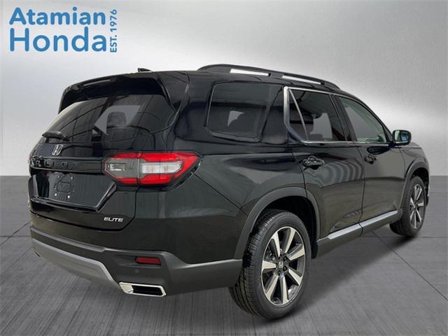 new 2025 Honda Pilot car, priced at $54,530