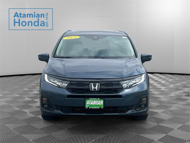 used 2025 Honda Odyssey car, priced at $41,298
