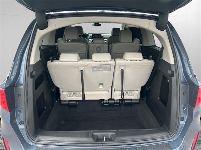 used 2025 Honda Odyssey car, priced at $41,298