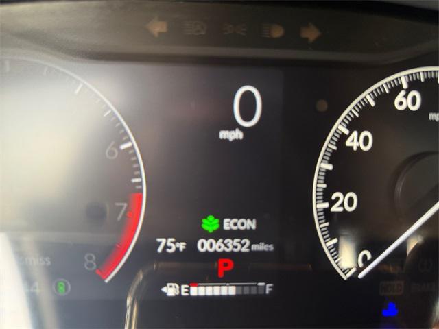 used 2025 Honda HR-V car, priced at $28,998