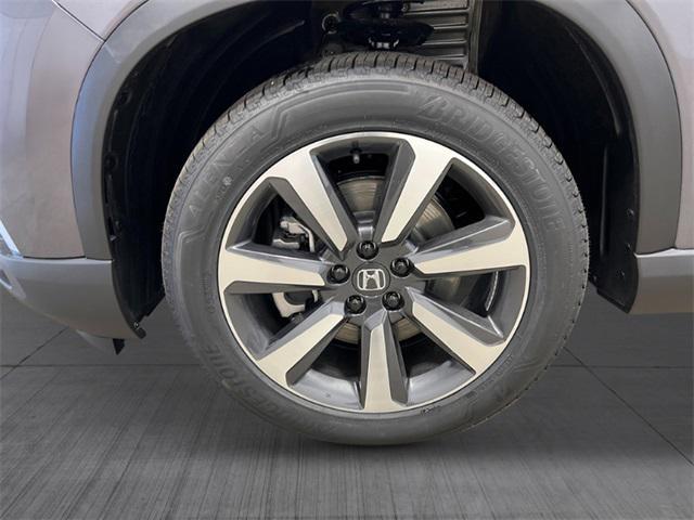 new 2025 Honda Pilot car, priced at $54,530