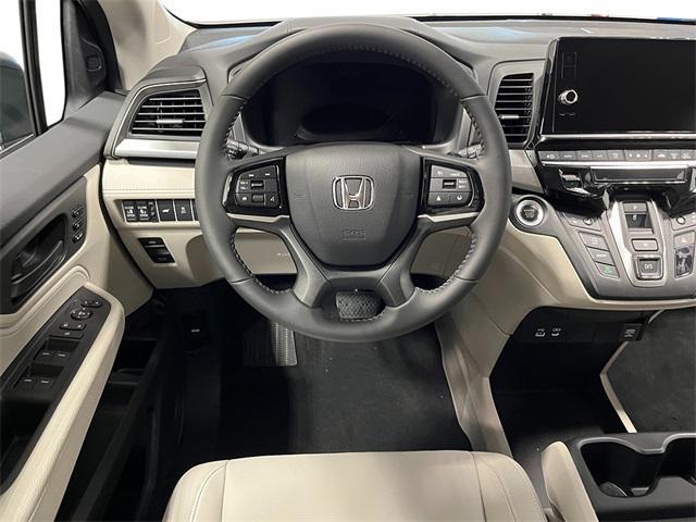 new 2026 Honda Odyssey car, priced at $44,290