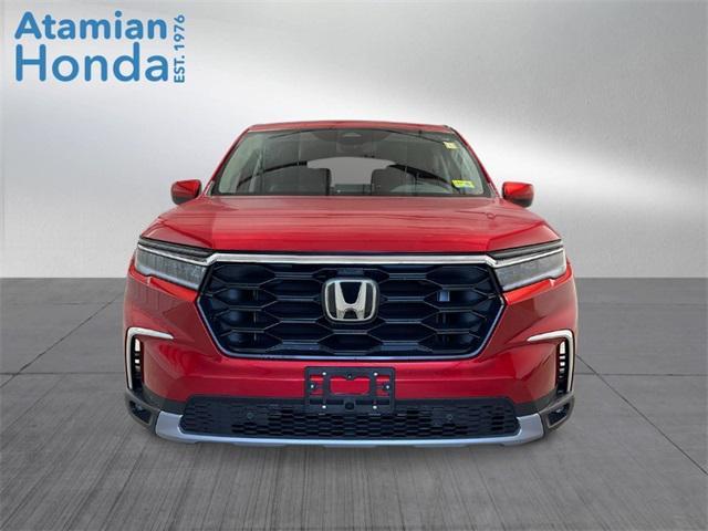 new 2025 Honda Pilot car, priced at $48,280