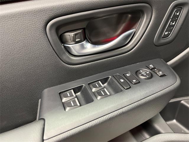 new 2025 Honda Pilot car, priced at $57,215