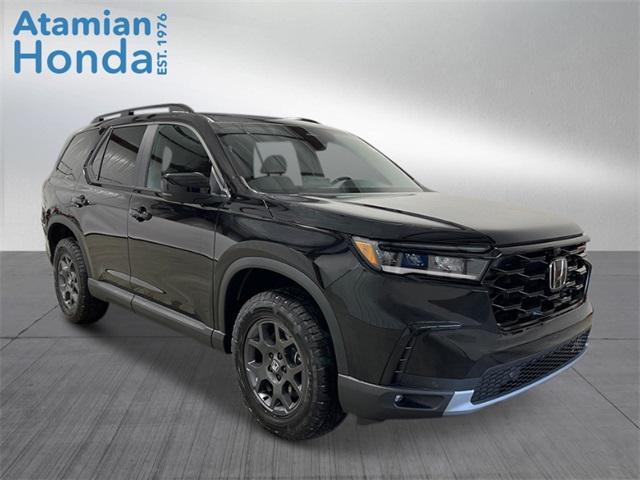 new 2025 Honda Pilot car, priced at $51,330