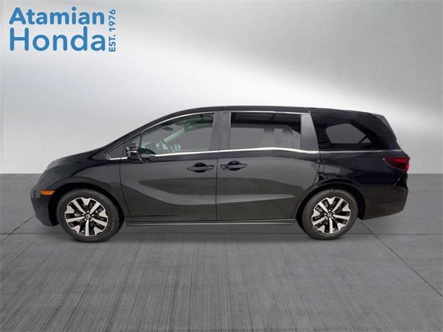 new 2026 Honda Odyssey car, priced at $44,290