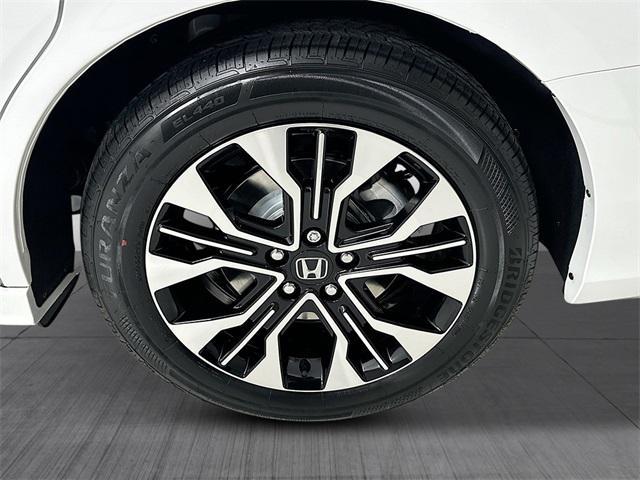 new 2025 Honda Odyssey car, priced at $53,085