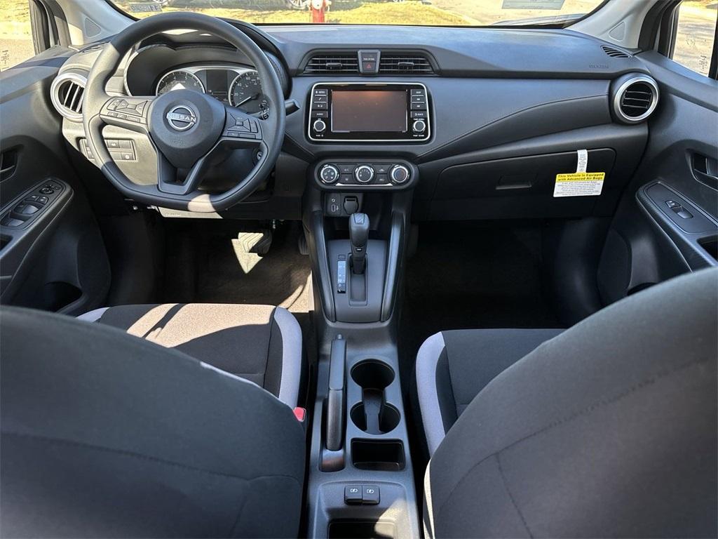 new 2025 Nissan Versa car