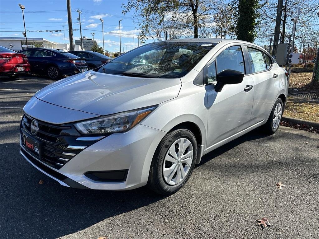 new 2025 Nissan Versa car