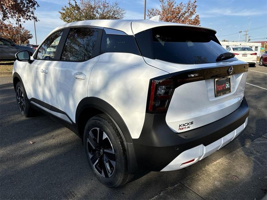 new 2025 Nissan Kicks car