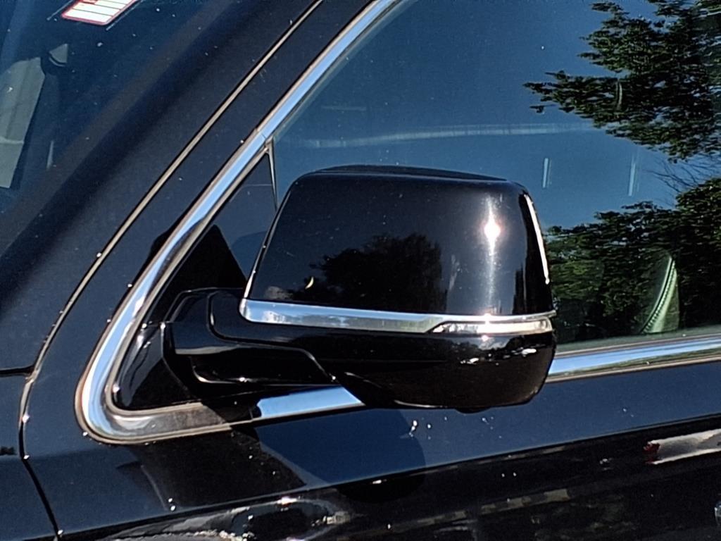 used 2020 Cadillac Escalade car, priced at $40,000