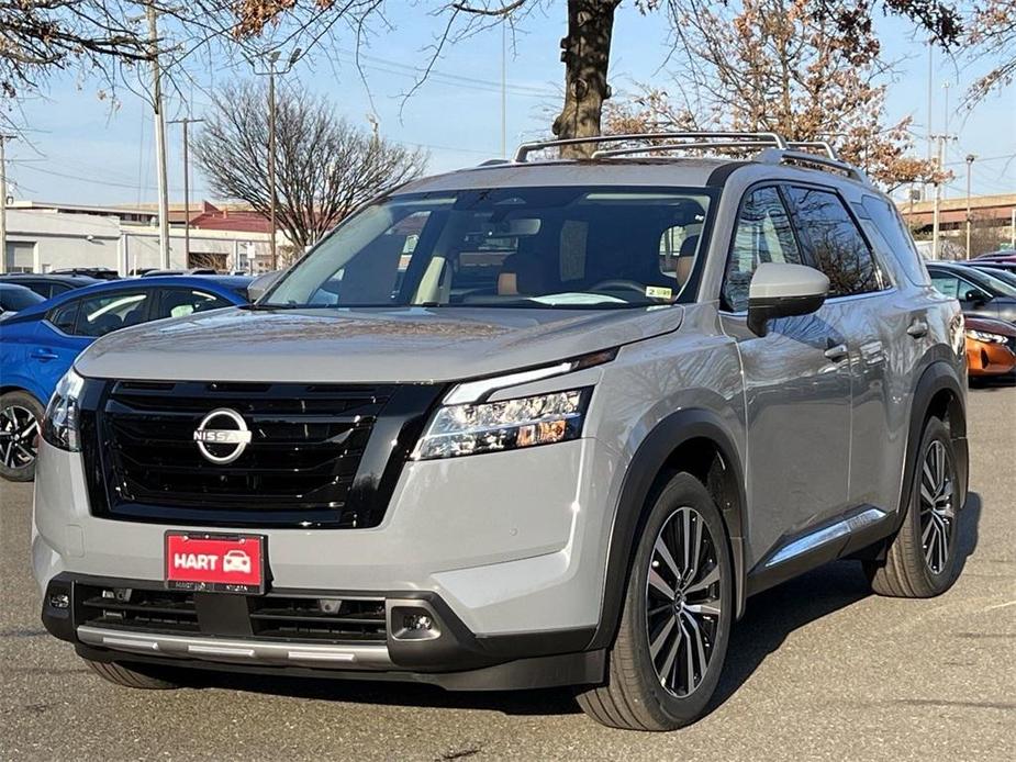 new 2024 Nissan Pathfinder car, priced at $51,939