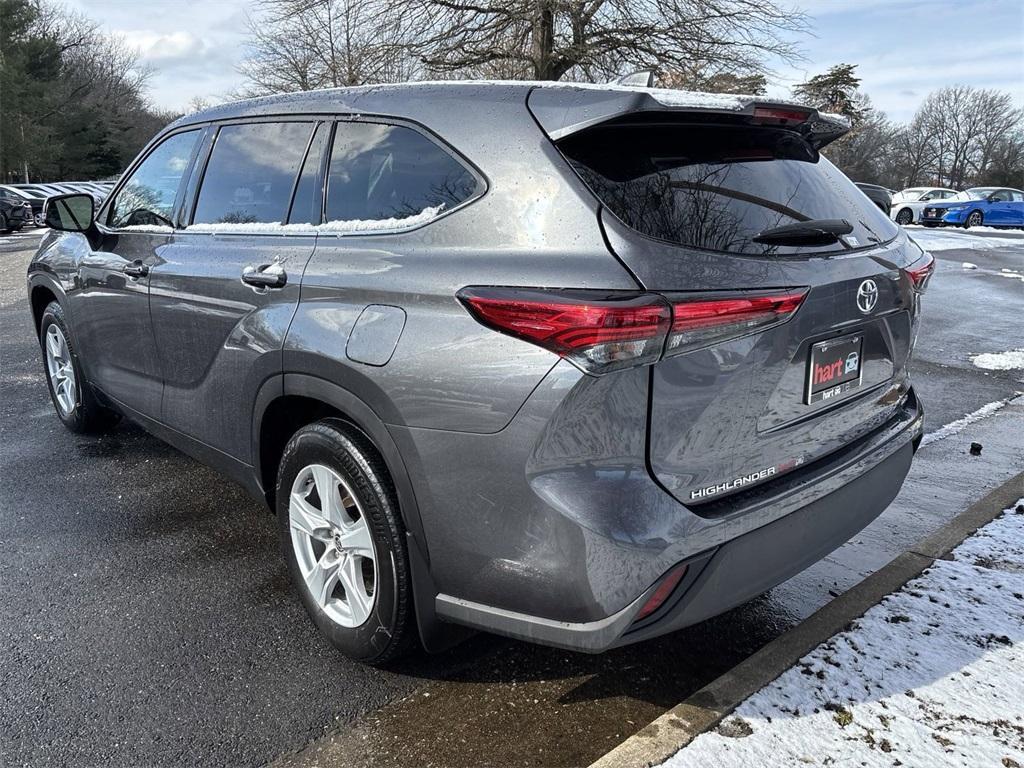 used 2021 Toyota Highlander car, priced at $29,500