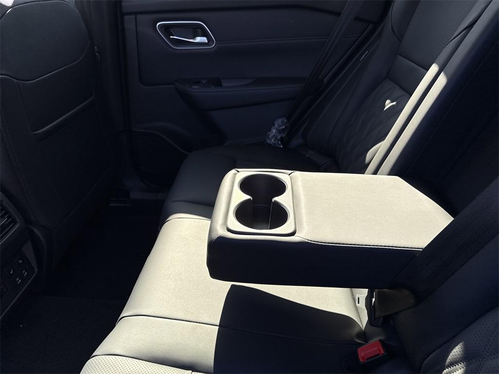 new 2025 Nissan Rogue car, priced at $44,816