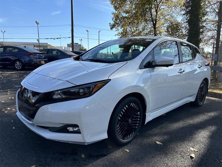 new 2024 Nissan Leaf car, priced at $29,000